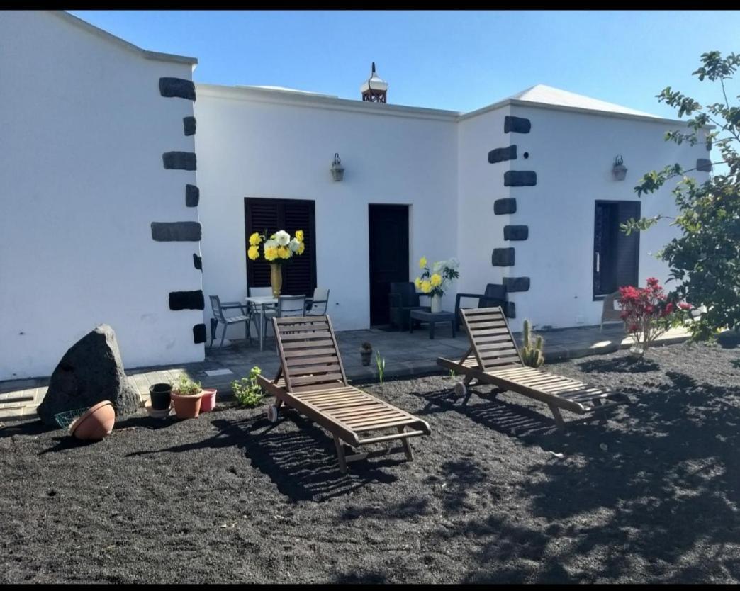 Numero28,Casa Tilama Uga Buitenkant foto