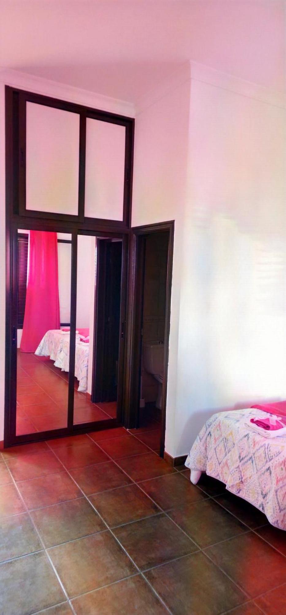 Numero28,Casa Tilama Uga Buitenkant foto